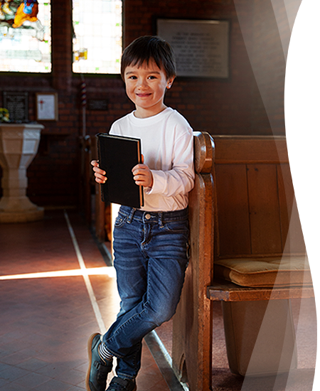 WordsOrWorship-BoyInChurchCurve-desktop